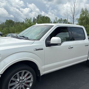 2019 FORD F-150 LIMITED photo 2