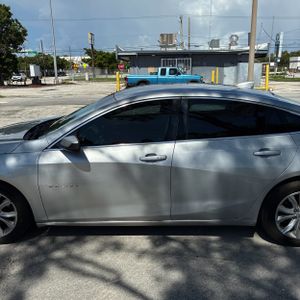 2019 Chevrolet MALIBU LT 照片 4