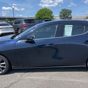 صورة 4 لـ 2019 Mazda MAZDA3 HATCHBACK PREFERRED