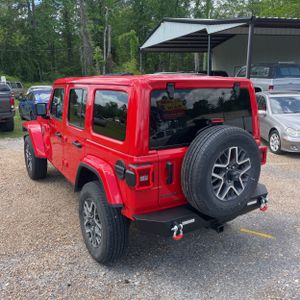 JEEP WRANGLER 4-DOOR SAHARA 4X4 - 5