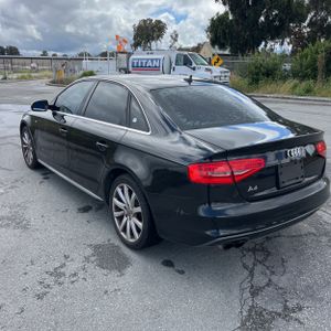 AUDI A4 2.0T PREMIUM - 5