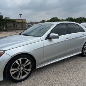 MERCEDES-BENZ E-CLASS - 2