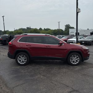 صورة 10 لـ 2016 JEEP CHEROKEE LATITUDE