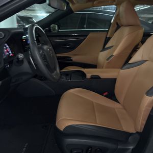 صورة مصغرة 27 لـ 2023 Lexus ES 350 BASE