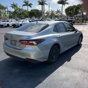 TOYOTA CAMRY - 8
