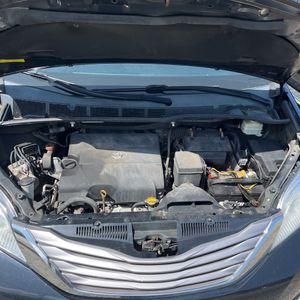 صورة مصغرة 42 لـ 2015 Toyota SIENNA XLE 8-PASSENGER