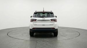 صورة 6 لـ 2025 JEEP COMPASS LIMITED