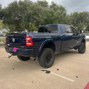 صورة 8 لـ 2022 RAM 3500 LONGHORN