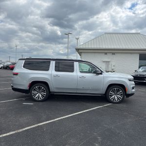JEEP GRAND WAGONEER L SERIES III - 10