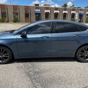 FORD FUSION SE - 4