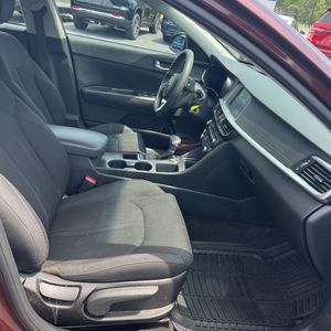 2020 KIA OPTIMA LX thumbnail 33