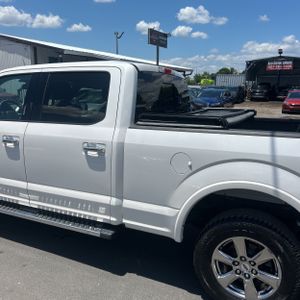 FORD F-150 LARIAT - 6