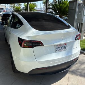TESLA MODEL Y LONG RANGE - 3