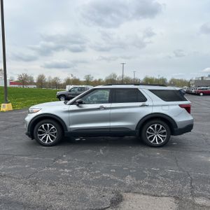 FORD EXPLORER ST-LINE - 3