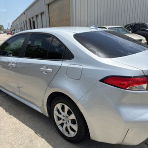 2023 Toyota COROLLA LE photo 6