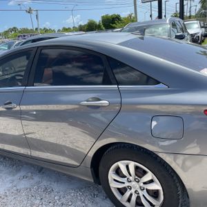 صورة 6 لـ 2011 Hyundai SONATA GLS