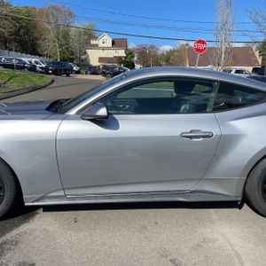 FORD MUSTANG ECOBOOST PREMIUM - 4