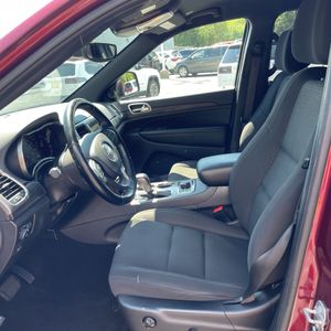 2021 JEEP GRAND CHEROKEE LAREDO E — миниатюра 32