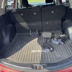 صورة 42 لـ 2016 Toyota RAV4 LE