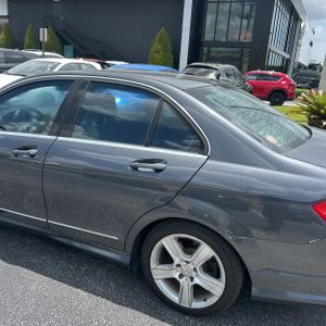 2010 Mercedes-BENZ C 300 SPORT photo 6