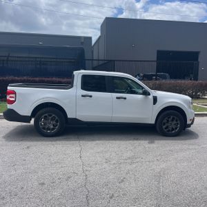 FORD MAVERICK XLT - 10