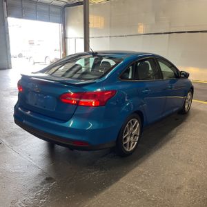 صورة 8 لـ 2015 FORD FOCUS SE