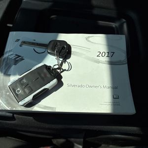 صورة مصغرة 54 لـ 2017 Chevrolet SILVERADO 1500 LT