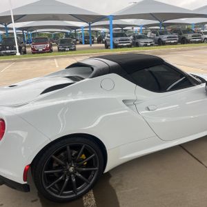 ALFA ROMEO 4C SPIDER - 9