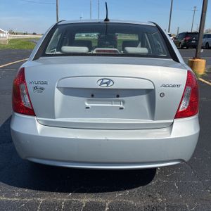 HYUNDAI ACCENT - 7