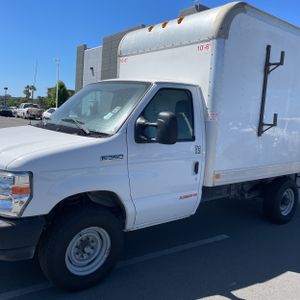 FORD E-350 CUTAWAY - 2