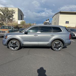 2024 KIA TELLURIDE S 照片 3