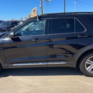 FORD EXPLORER XLT - 4