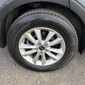 صورة مصغرة 19 لـ 2019 KIA SORENTO LX