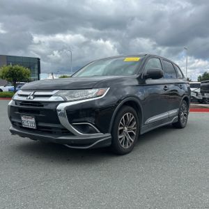 MITSUBISHI OUTLANDER ES - 1