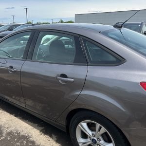FORD FOCUS SE - 6