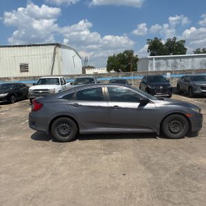 2018 Honda CIVIC LX photo 10