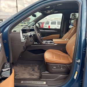 2026 Cadillac ESCALADE LUXURY thumbnail 31
