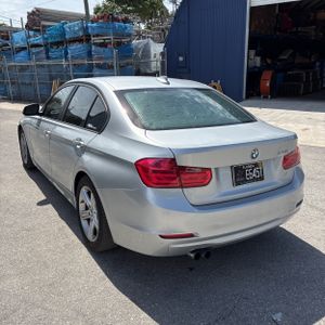 BMW 3 SERIES 328I - 5