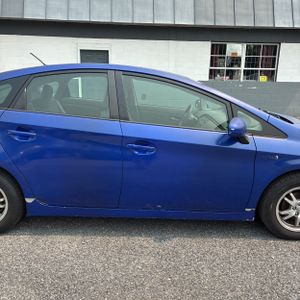 2011 Toyota PRIUS TWO — миниатюра 11