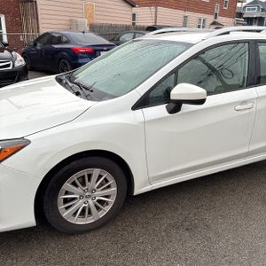 SUBARU IMPREZA PREMIUM - 2