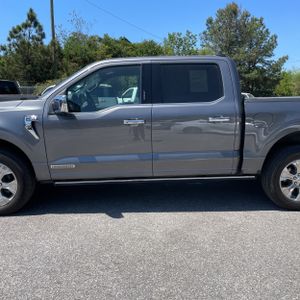 FORD F-150 PLATINUM - 4