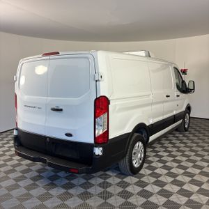 FORD TRANSIT 150 - 7