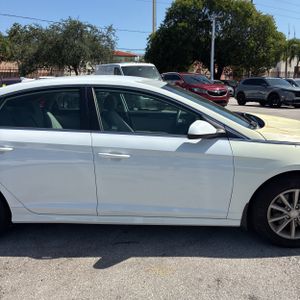 صورة مصغرة 11 لـ 2019 Hyundai SONATA SE