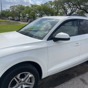 AUDI Q5 2.0T PREMIUM - 2