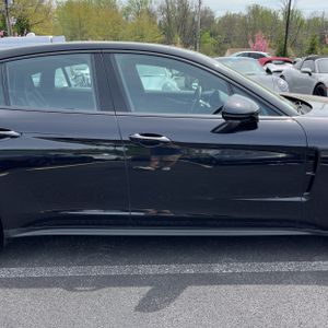 PORSCHE PANAMERA 4 - 10