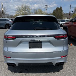 PORSCHE CAYENNE S - 7