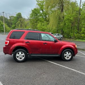 FORD ESCAPE XLT - 10