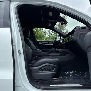 2024 Porsche CAYENNE S 缩略图 35