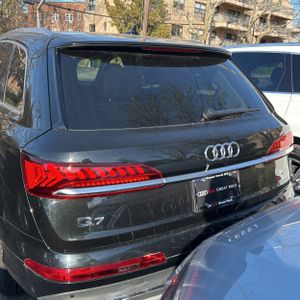 AUDI Q7 PREMIUM PLUS - 6