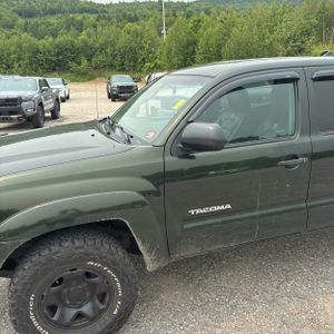 2014 Toyota TACOMA V6 photo 2